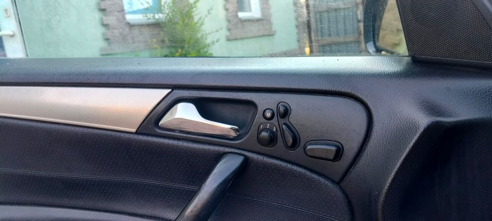 Мерседес c180 mercedes