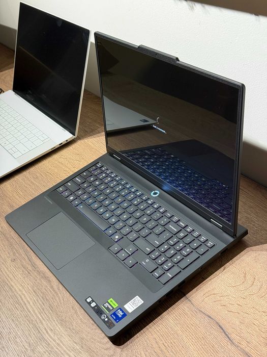 Laptop Gaming Lenovo Legion Pro 5 16" OLED Ultra 9 32GB RTX 5070Ti 1TB