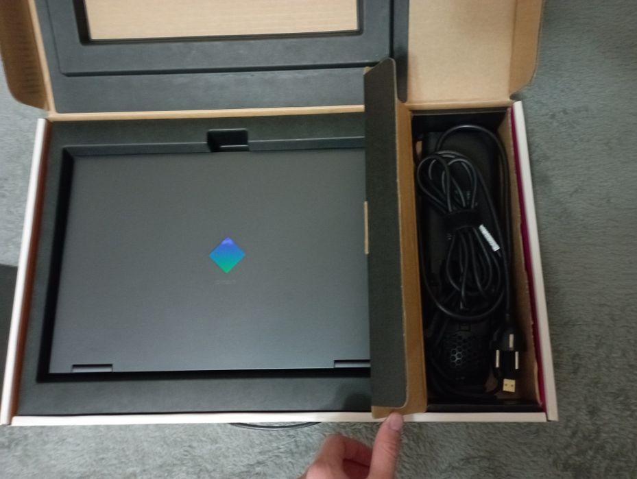 Продам игровой ноутбук HP OMEN 16