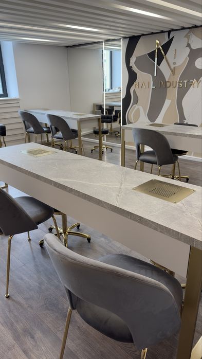 Masă manichiură dubla profesională cu aspirator încorporat