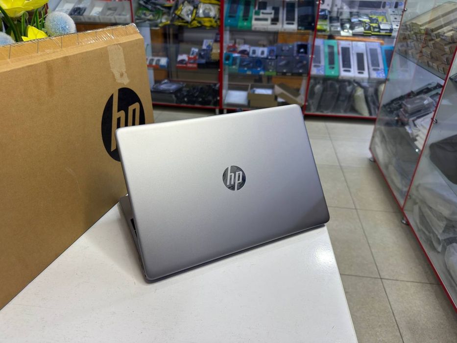 HP office noutbuk holati ideal ddr4 4/1000gb