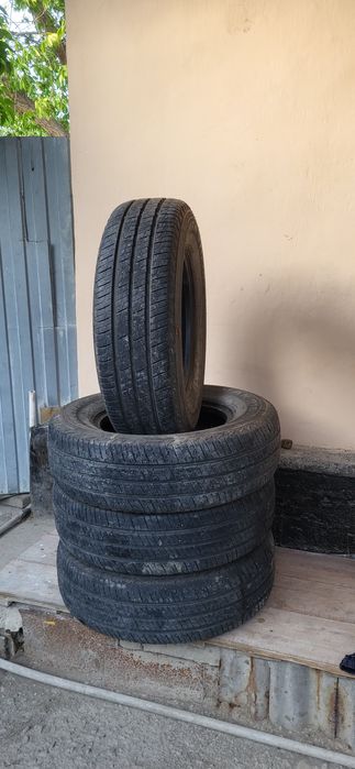 Покрышки автомобильные