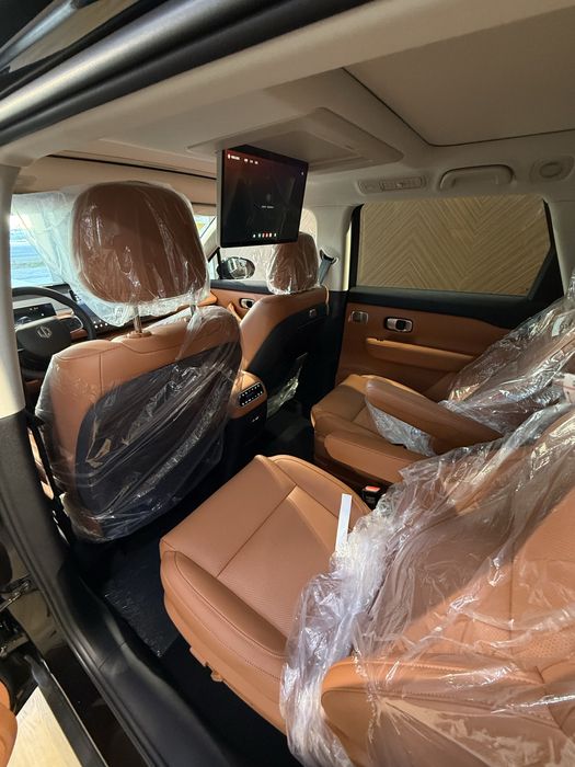 Leapmotor C16 280 LiDAR Supreme 6-seater hybrid