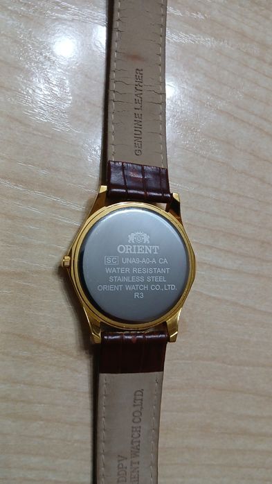 Часы ручные Orient