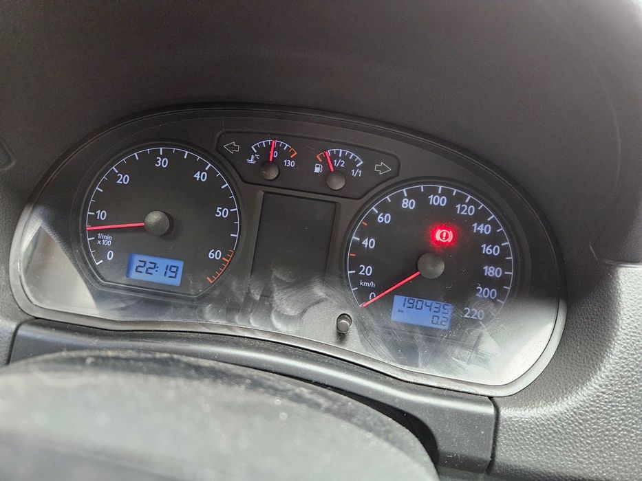 На части VW Polo Поло  IV 9N 1.2 2002 година Перфектно