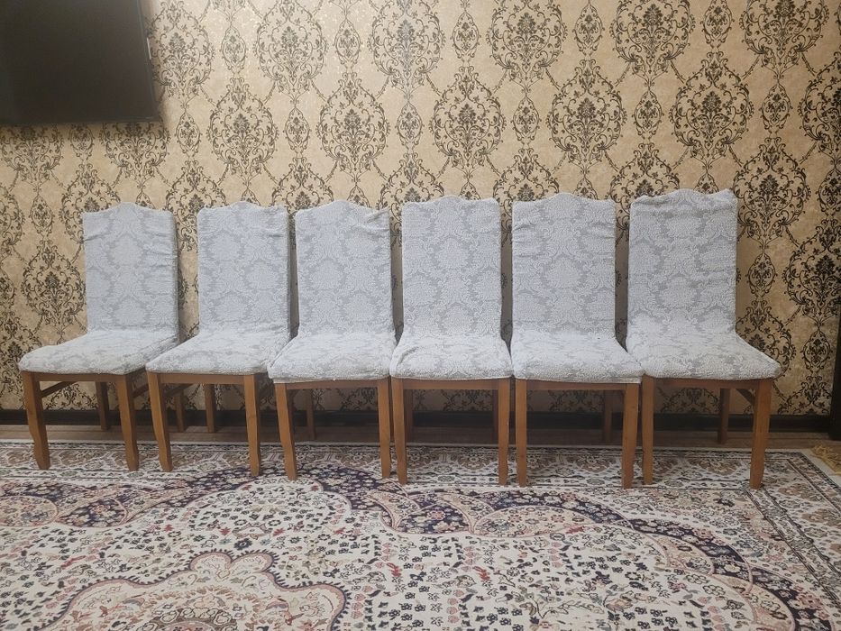 Стол, стулья срочно