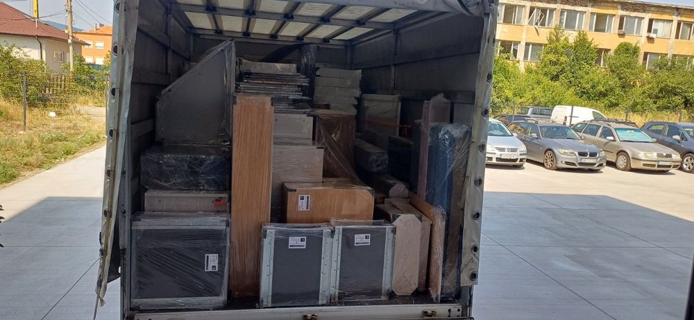 Професионално преместване ! Хамалски и транспортни услуги .