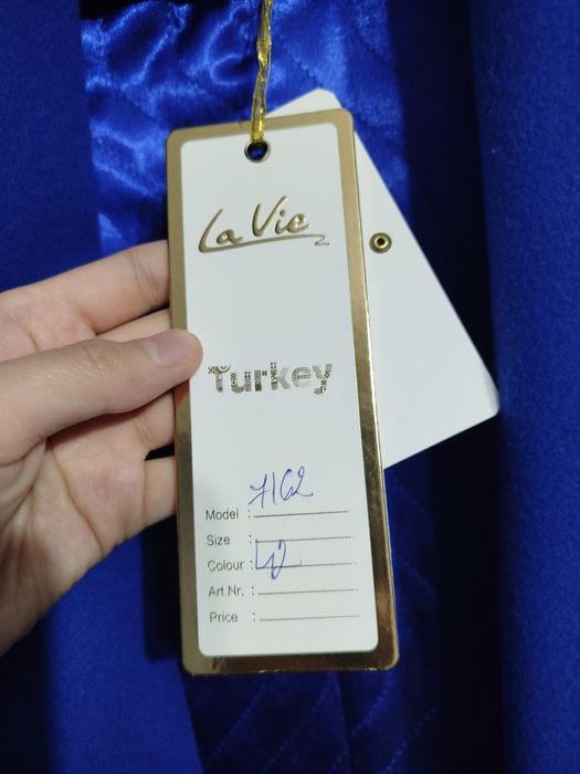 Продам пальто новое Турция 48 размер