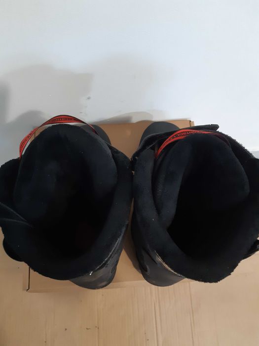 Boots snowboard Deeluxe marime 47 - 47,5 mondo 31,5 strangere rapida