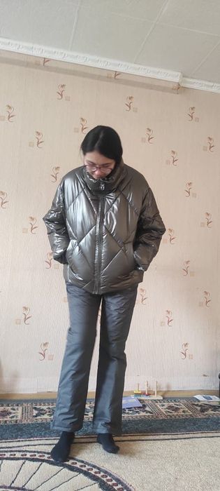 Прдом куртку 5000тг