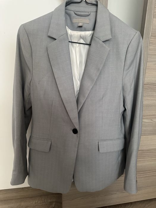 Дамско сиво сако h&m