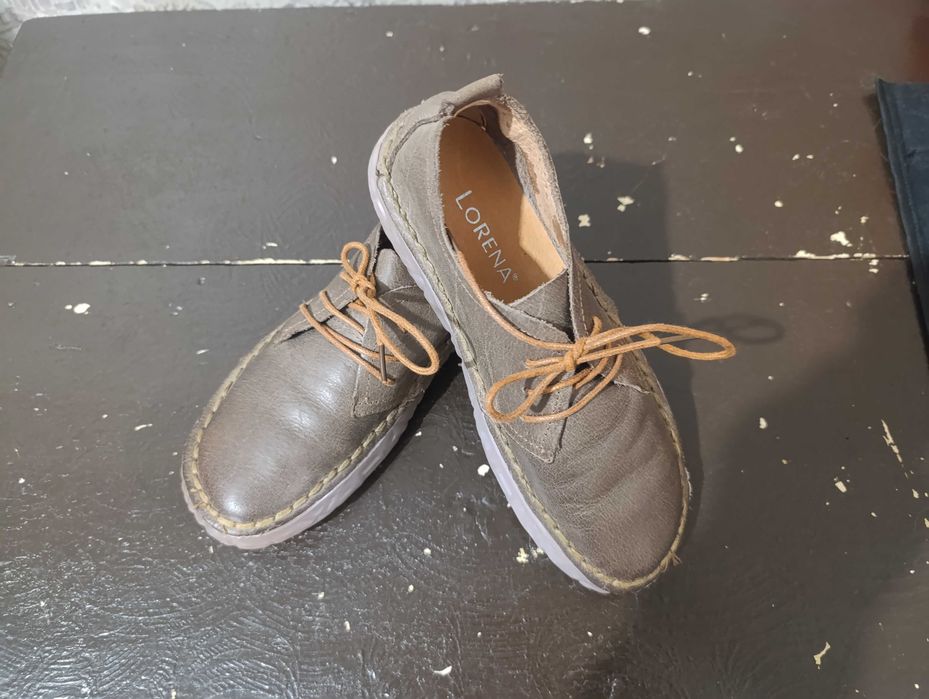 Женские туфли (кеды)