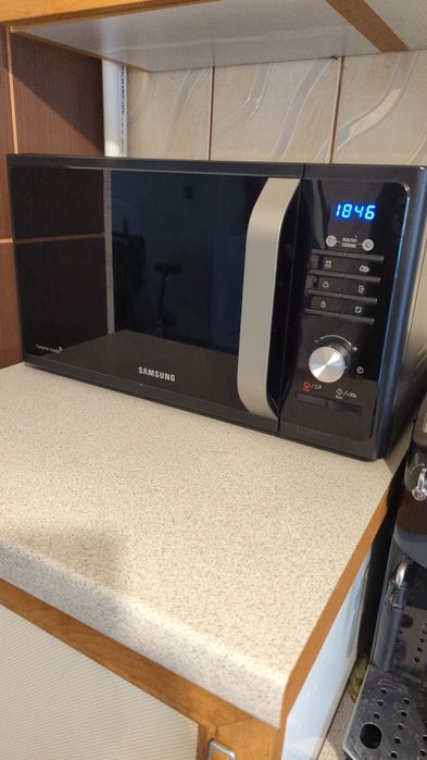 Cuptor cu microunde Samsung