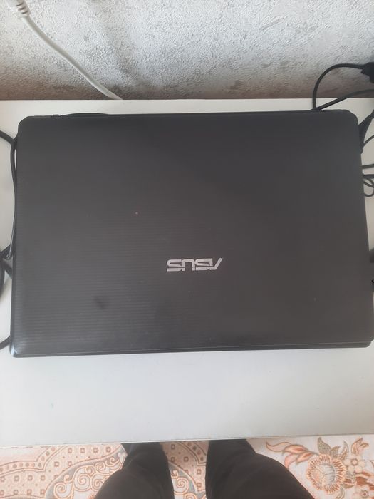 Ноутбук Асус рабочий