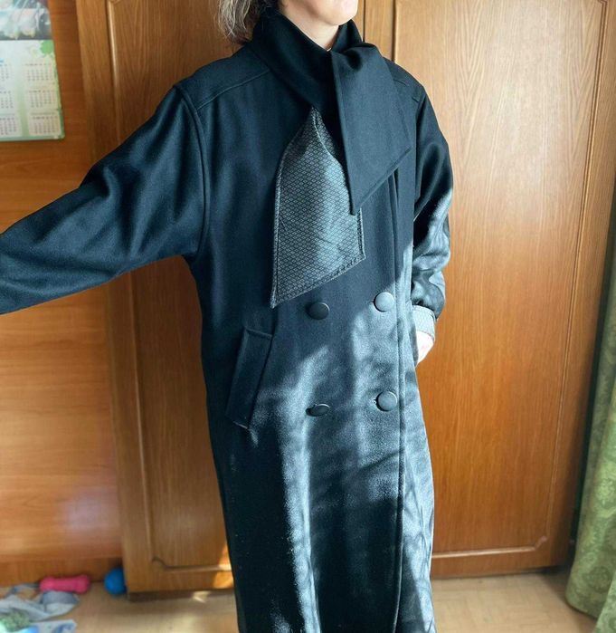 Palton/Pardesiu dama nou, negru, mărimea 46, 70% lână