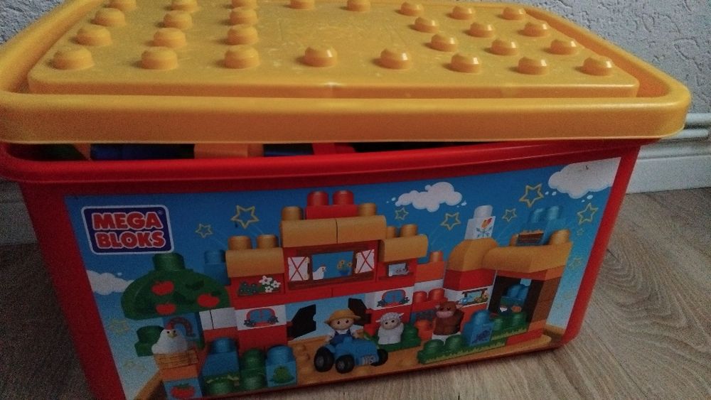 Donez cutie de cuburi