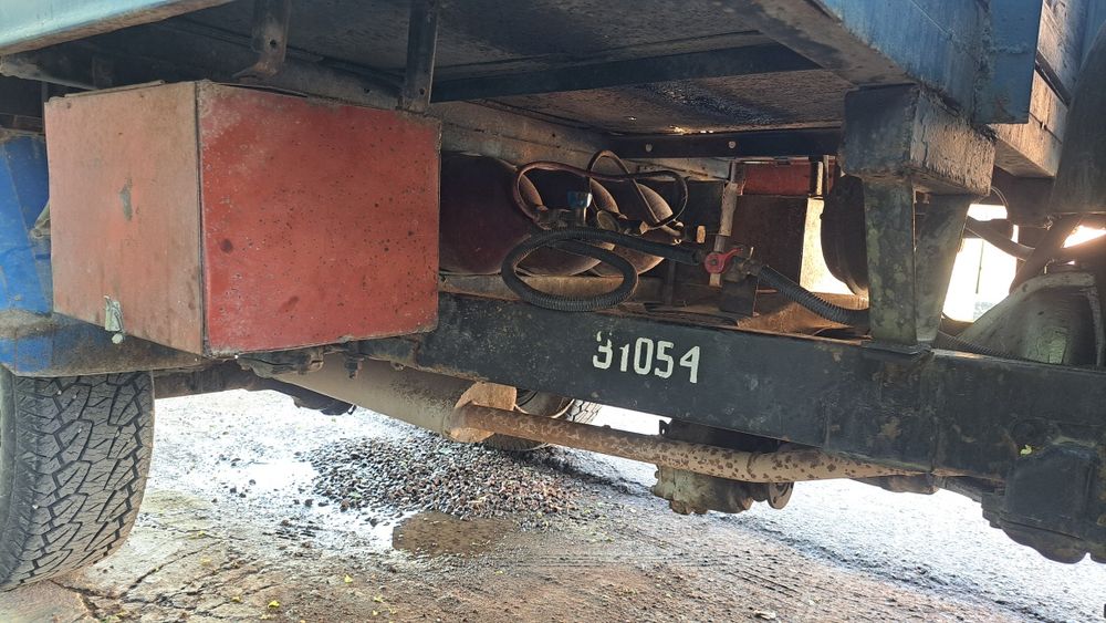 Uaz sotiladi 1982 yil naxadu