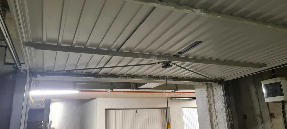 Гаражна врата SAAV