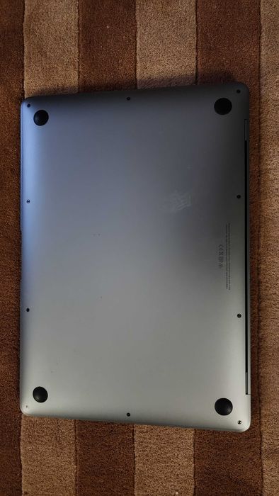 Macbook Air M1 8GB 500GB - РЕЗЕРВИРАН