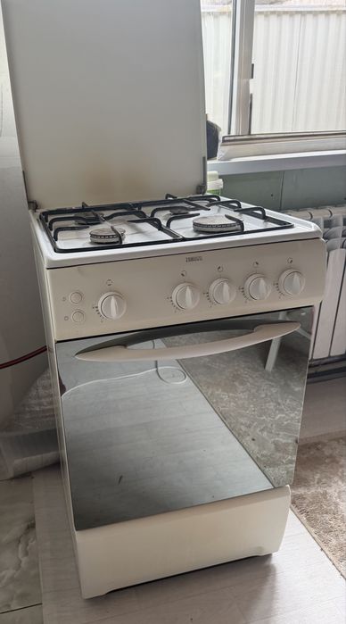 Газовая плита Zanussi
