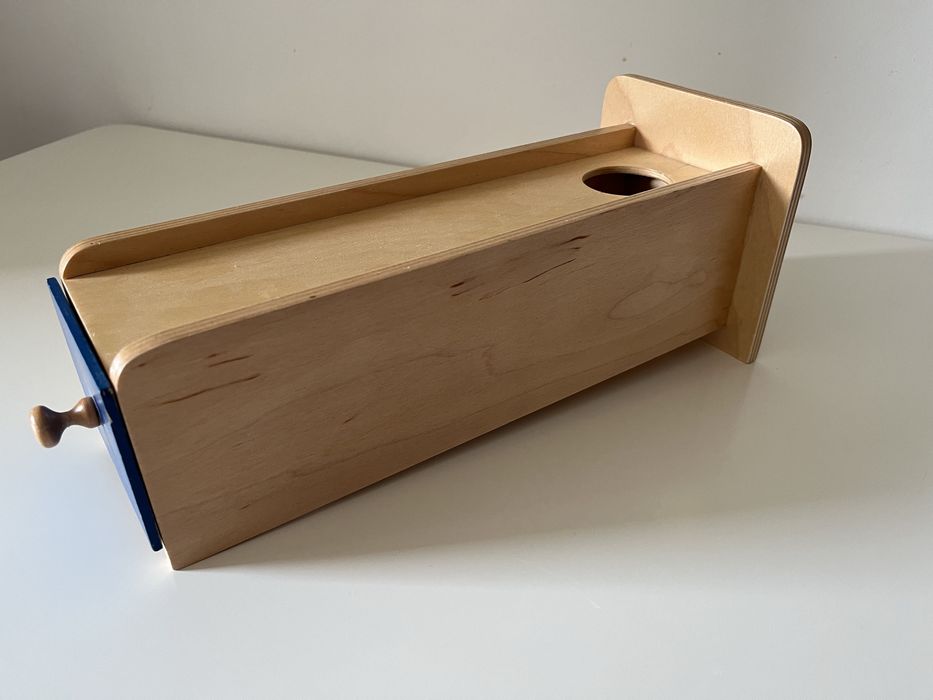 Cutia permanentei cu sertar Montessori