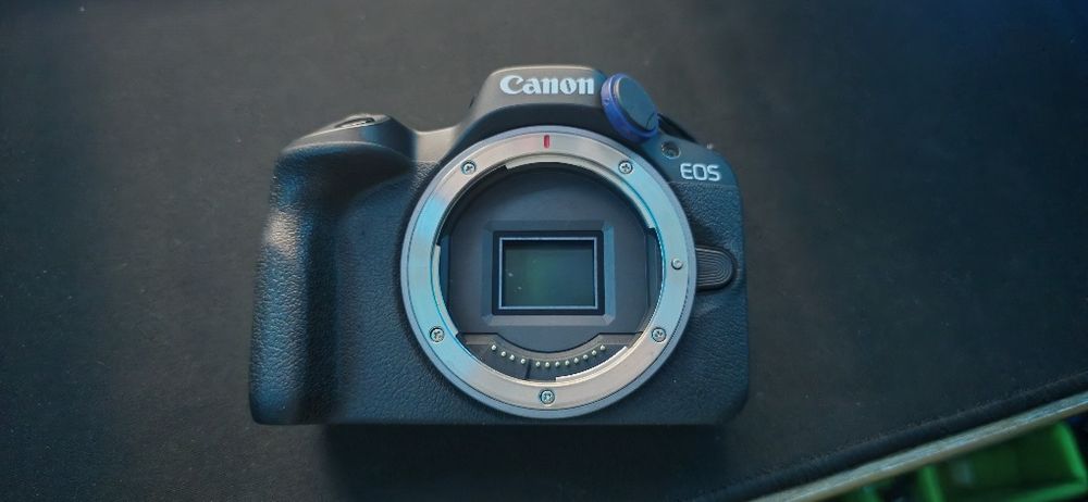 Camera foto Canon eos r50