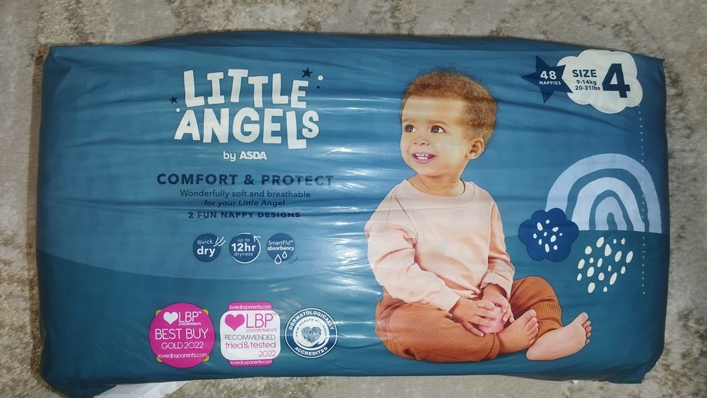 Пелени и гащички от UK Little Angles