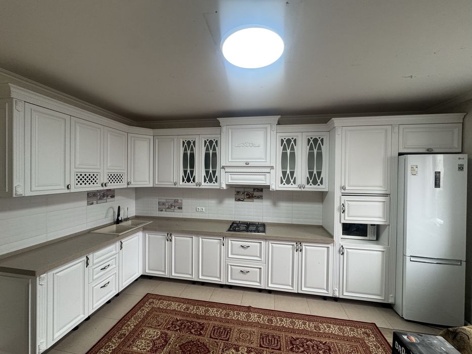 Продается кухонный гарнитур