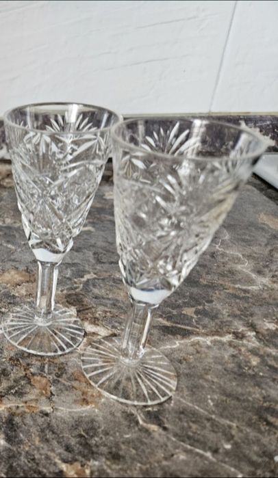 Хрустальные рюмки бокалы