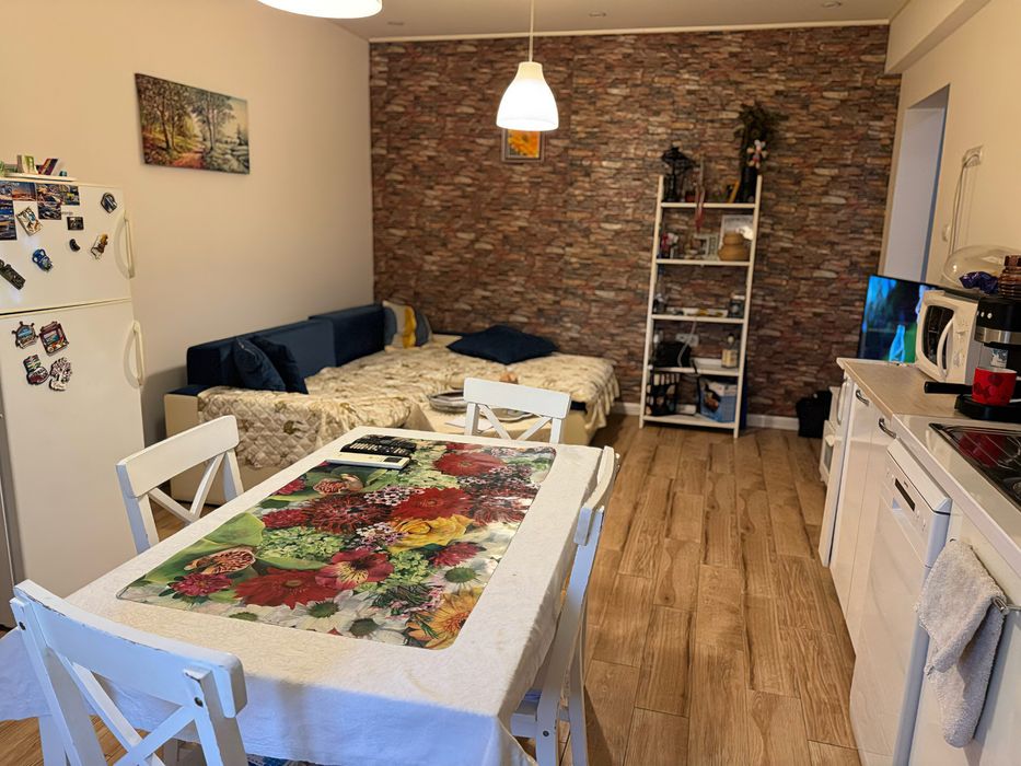 Дава се под наем Тристаен апартамент в Плевен, Идеален център - 65 кв.м за 127000 € - Снимка #5