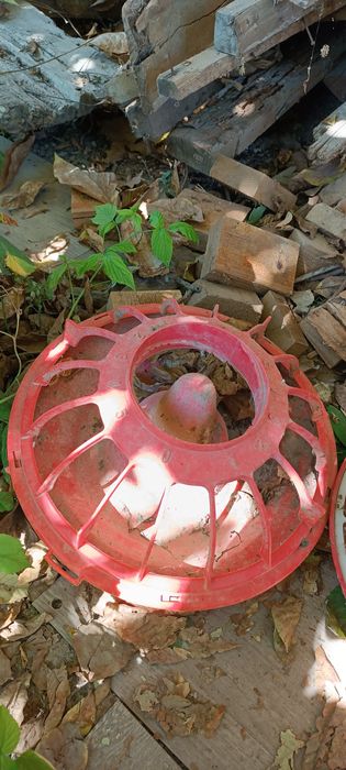 Продам кормушки для кур, птиц.