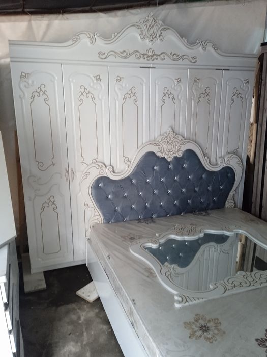 Качественные спальни гарнитуры (б\у)