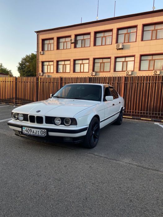 Продам bmw 525/е34