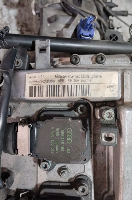 Двигатель Audi Volkswagen 1.8 turbo AEB