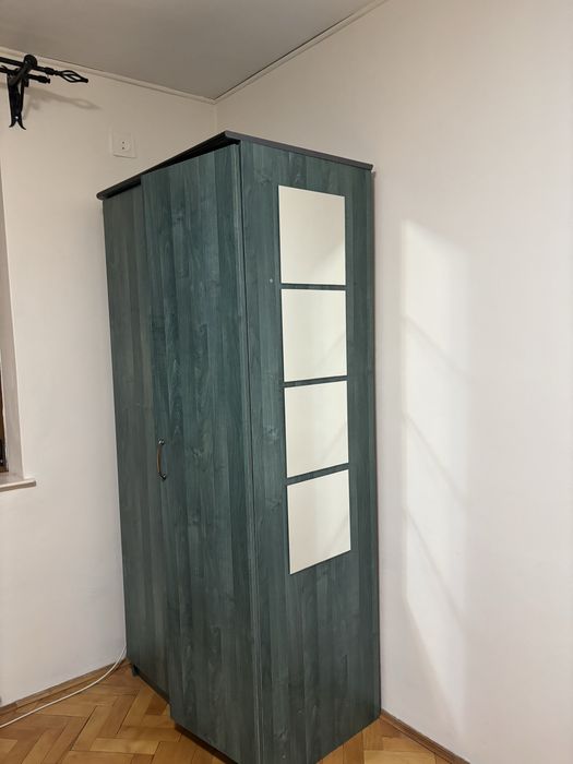 dulap pentru haine  verde din pal