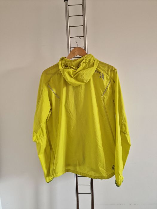 Страхотна мъжка ветровка SOLOMON ултра лека , удобна , размер L