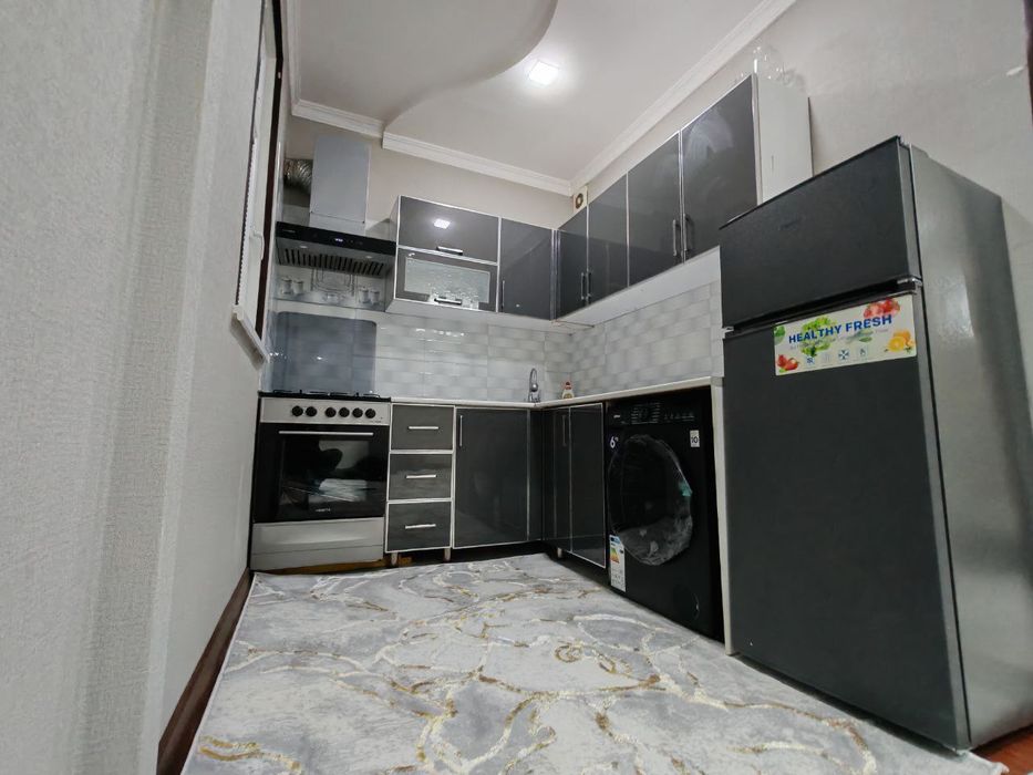 Do'mbirabodda 3 xonali uy sotiladi