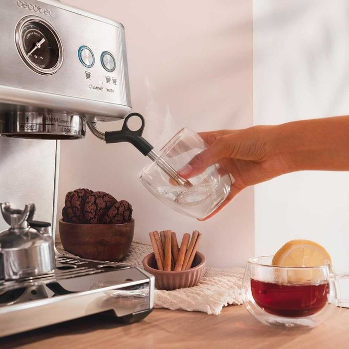 Еспресо кафемашина с мелачка Cecotec Barista Maestro 2250W 20 Bar