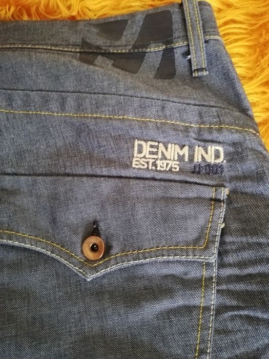 Продавам дьнки JACK JONES