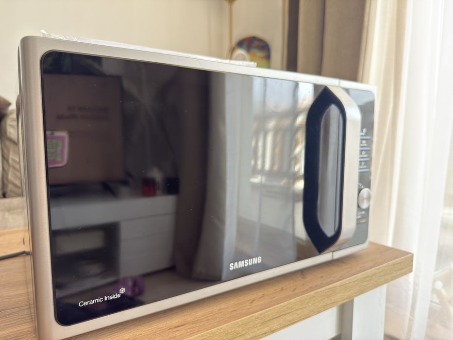 Микровълнова печка Samsung