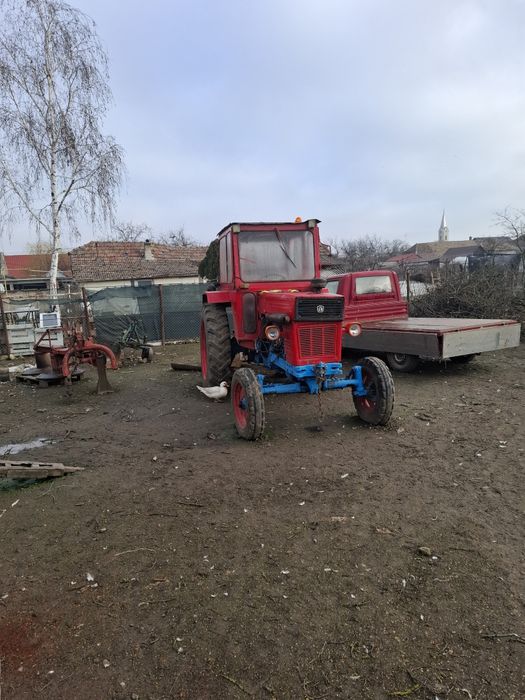 Vând tractor u 650