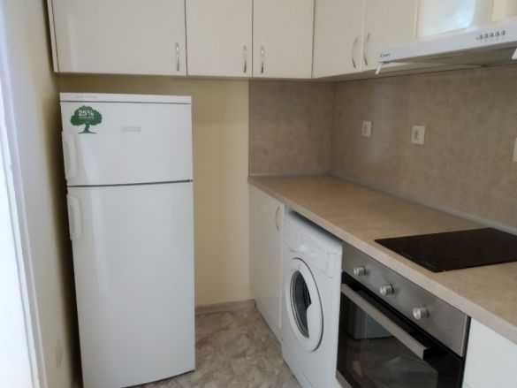 Дава се под наем Тристаен апартамент в Бургас, Възраждане - 90 кв.м за 360 € - Снимка #19