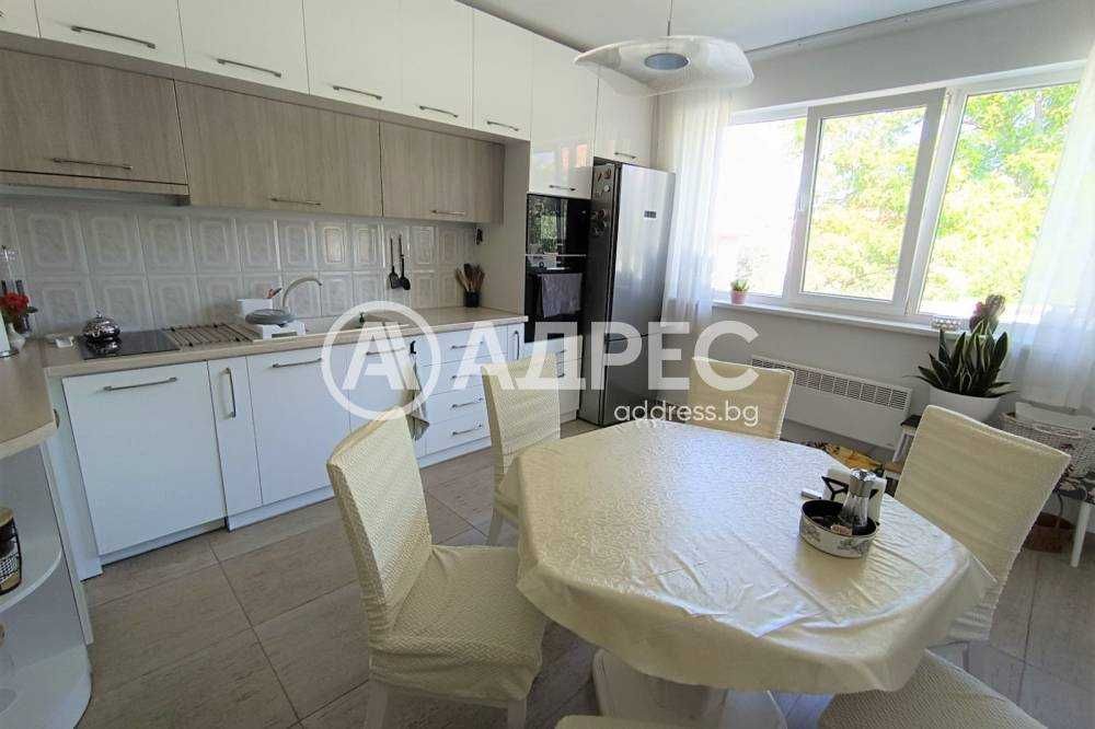 Продава се Къща в Разград, Житница - 463 кв.м за 1404 €/кв.м - Снимка #14