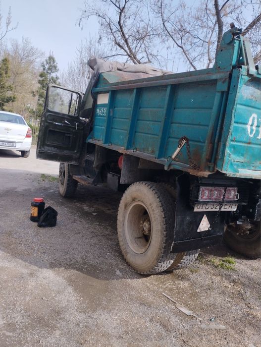 Zil samosval srochno sotiladi yurishlari zor  tayyor