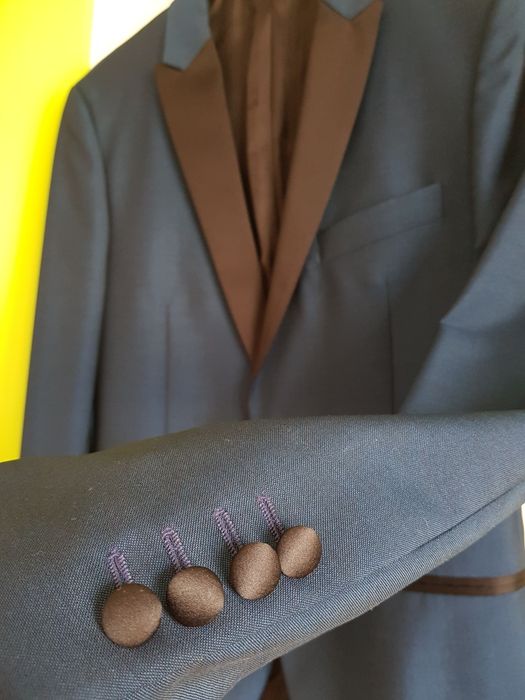 Costum elegant barbatesc Bigotti
