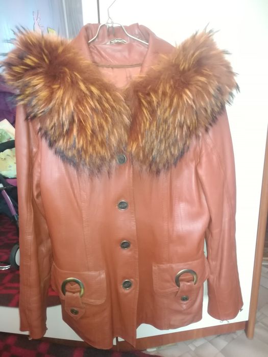 Кожаная куртка весна-осень