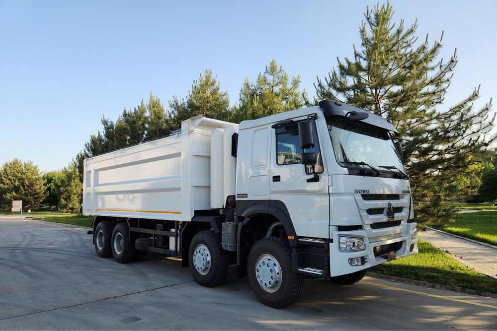 Самосвал HOWO 8x4 CNG - 31 т / 22 куб.м