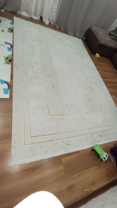 Дорожка и 2 ковра