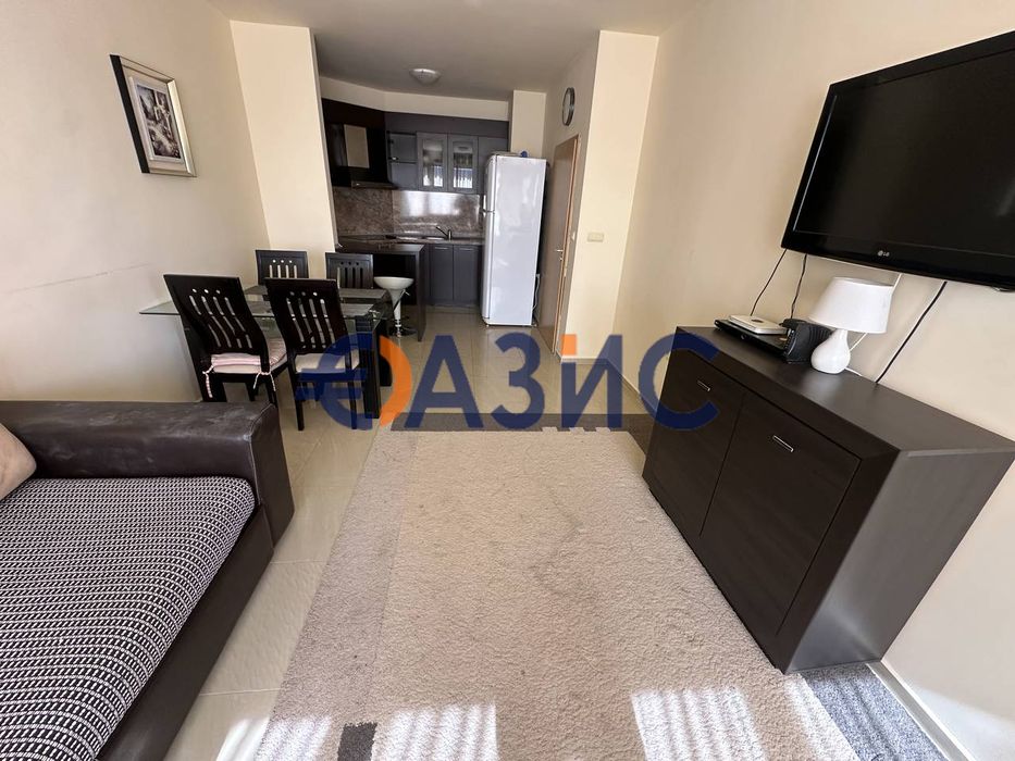 Продава се Двустаен апартамент в к.к. Слънчев бряг - 64 кв.м за 693 €/кв.м - Снимка #11