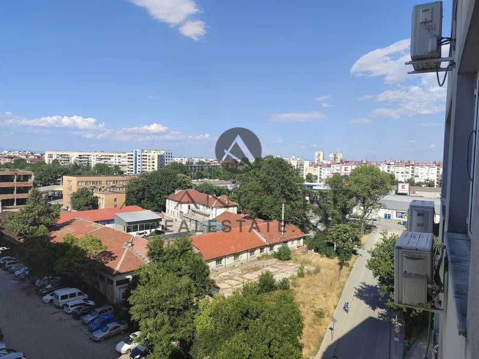 Продава се Тристаен апартамент в Пловдив, Кючук Париж - 75 кв.м за 1496 €/кв.м - Снимка #15